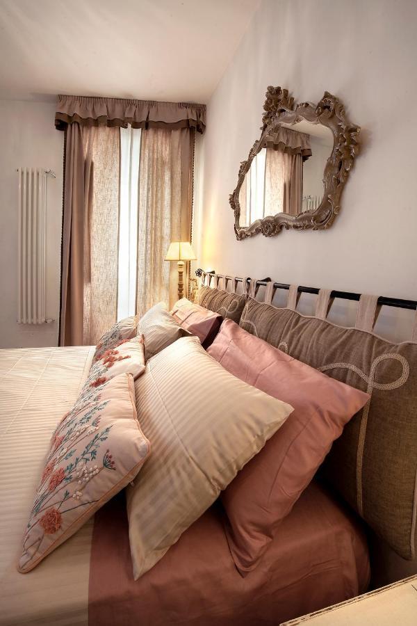 Appartement Antica Dimora La Campanella à Rome Extérieur photo